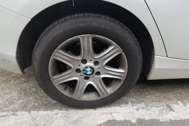 Used BMW 1 Series 2013 Revised 116i Leading Edition Right Rear Wheel Hub