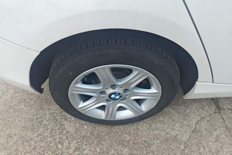 Used BMW 1 Series 2013 Revised 116i Leading Edition Right Rear Wheel Hub