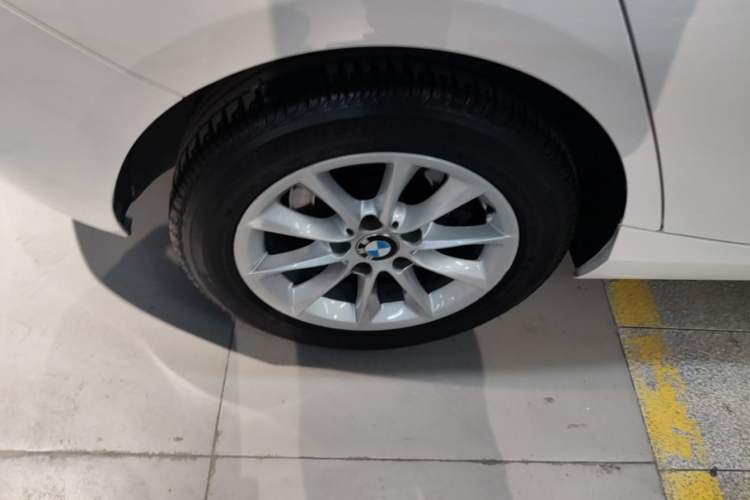 Used BMW 1 Series 2013 Revised 116i Urban Edition Right Rear Wheel Hub