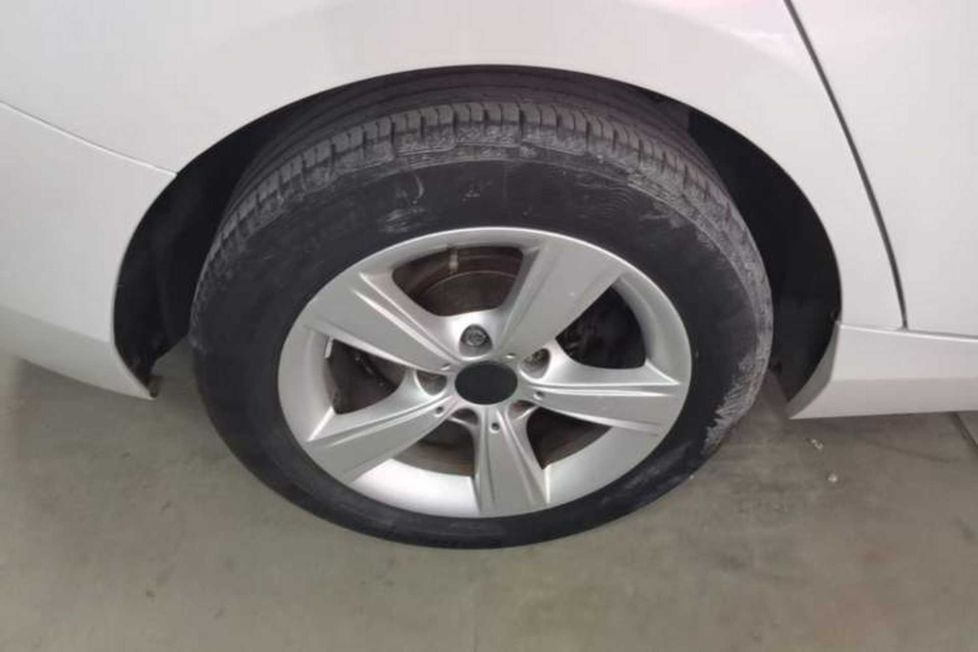 Used BMW 1 Series 2013 Revised 118i Sport Edition Right Rear Wheel Hub