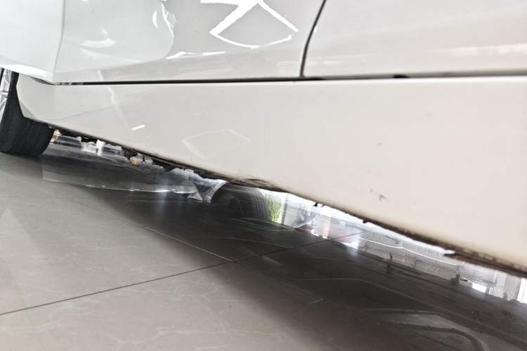 Used BMW 1 Series 2013 Facelifted 118i Leading Edition Right Side Sill