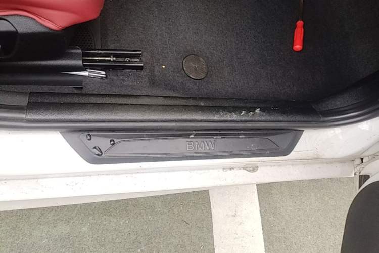 Used BMW 1 Series 2013 Facelifted 118i Leading Edition Right Side Sill