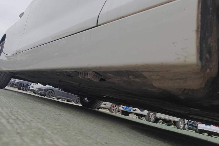 Used BMW 1 Series 2013 Facelifted 118i Leading Edition Right Side Sill