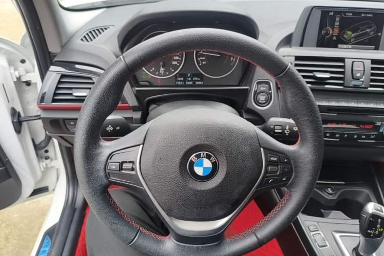 Used BMW 1 Series 2013 Revised 118i Sport Edition Steering Wheel