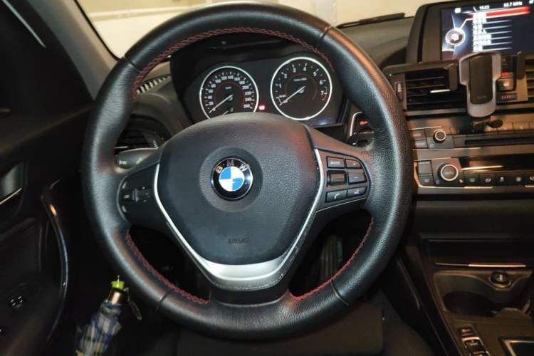 Used BMW 1 Series 2013 Revised 118i Sport Edition Steering Wheel