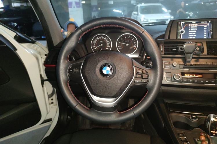 Used BMW 1 Series 2013 Revised 118i Sport Edition Steering Wheel