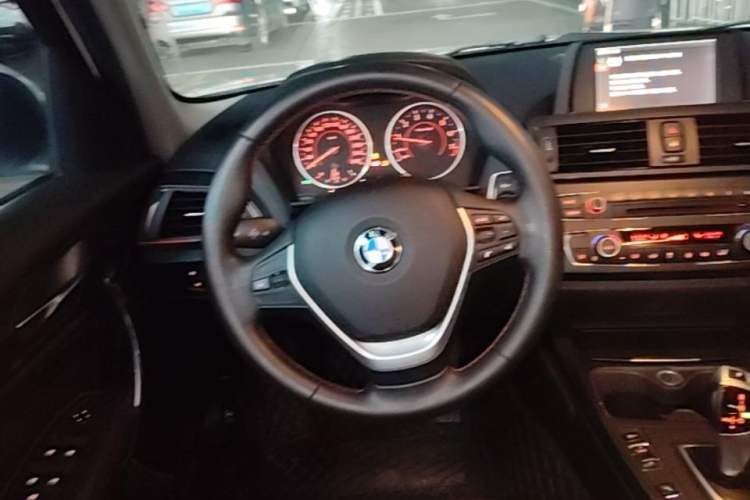 Used BMW 1 Series 2013 Revised 118i Sport Edition Steering Wheel