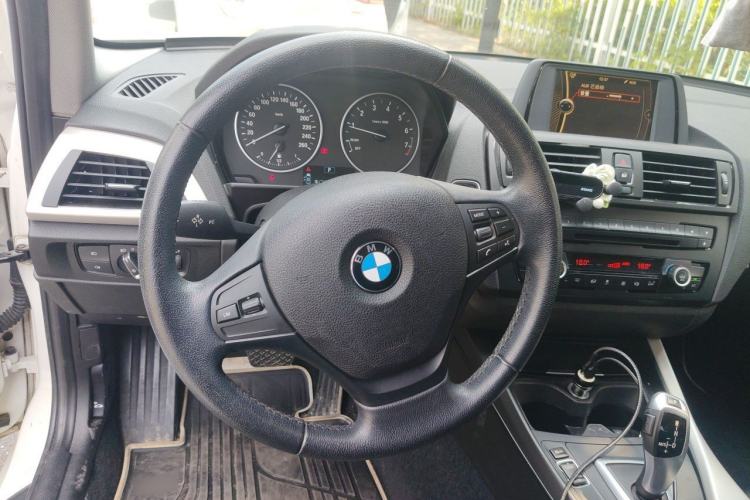 Used BMW 1 Series 2013 Facelifted 118i Leading Edition Steering Wheel