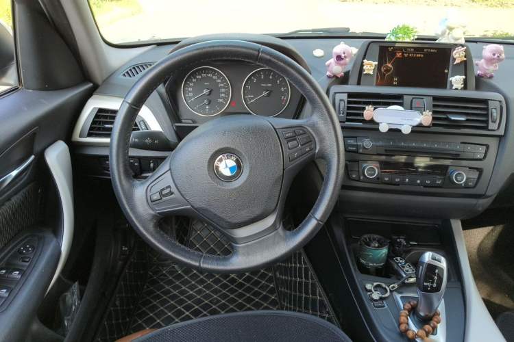 Used BMW 1 Series 2013 Facelifted 118i Leading Edition Steering Wheel