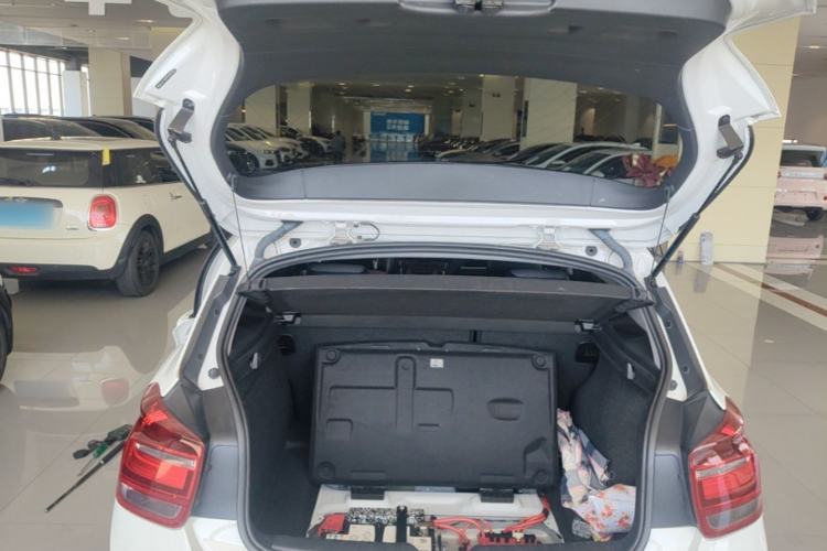 Used BMW 1 Series 2013 Revised 116i Leading Edition Trunk