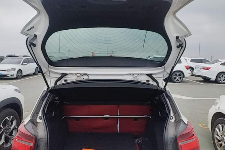 Used BMW 1 Series 2013 Facelifted 118i Leading Edition Trunk