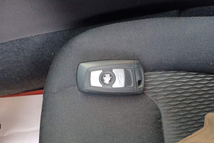 Used BMW 1 Series 2013 Facelifted 118i Leading Edition Vehicle Key