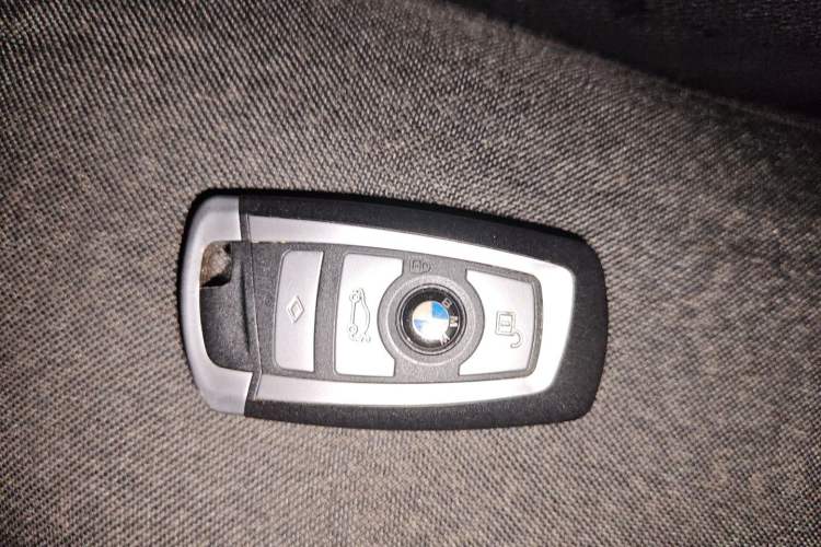 Used BMW 1 Series 2013 Facelifted 118i Leading Edition Vehicle Key