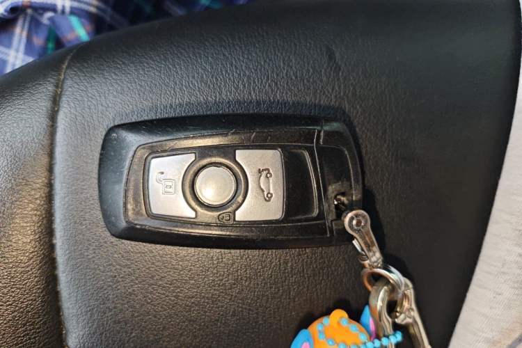 Used BMW 1 Series 2013 Facelifted 118i Leading Edition Vehicle Key