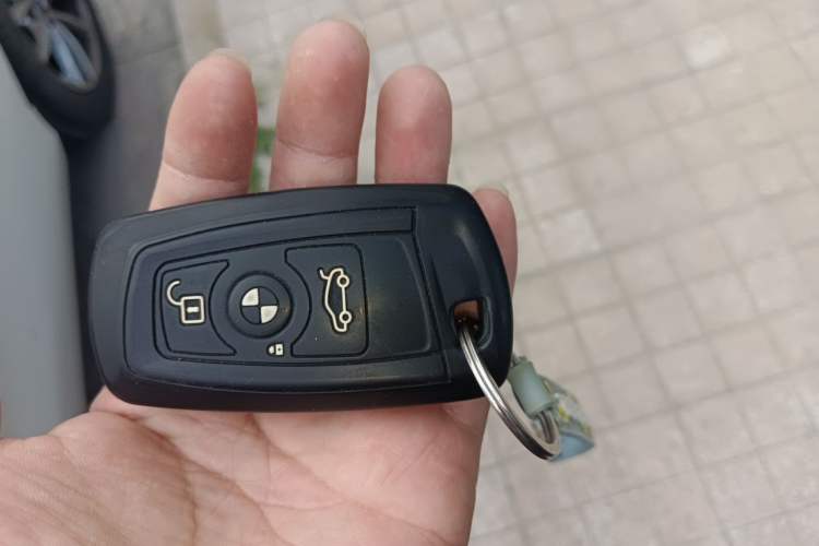 Used BMW 1 Series 2013 Facelifted 118i Leading Edition Vehicle Key