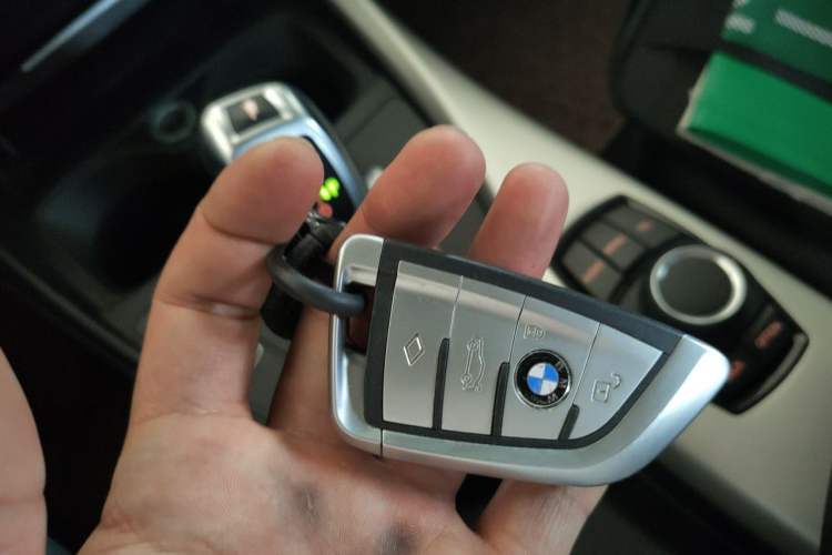Used BMW 1 Series 2013 Facelifted 118i Leading Edition Vehicle Key