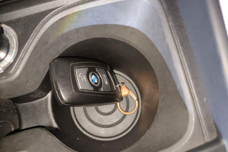 Used BMW 1 Series 2013 Facelifted 118i Leading Edition Vehicle Key