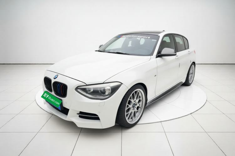 BMW 1 Series 2013 M135i 5-door model usado Guazi used car, China used car export, Used car for sale, Used cars, Cheapest cars for sale