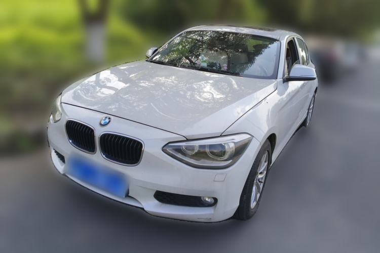Used BMW 1 Series 2013 Facelifted 118i Leading Edition Guazi used car, China used car export, Used car for sale, Used BMW cars, Cheapest cars for sale