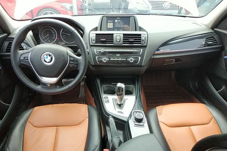 Used BMW 1 Series 2013 Revised 116i Urban Edition Center Console