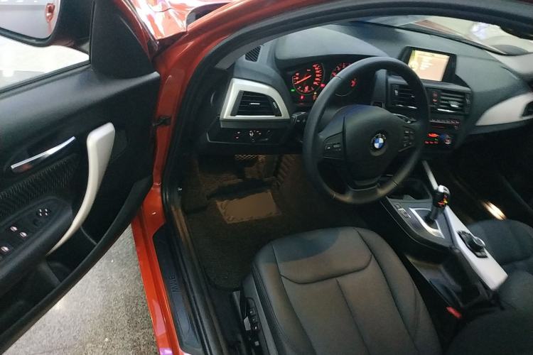 Used BMW 1 Series 2013 Facelifted 118i Leading Edition Driver Seat