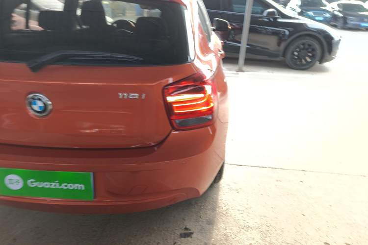 Used BMW 1 Series 2013 Facelifted 118i Leading Edition Exterior 6