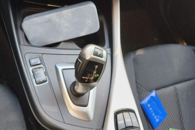 Used BMW 1 Series 2013 Revised 116i Leading Edition Gear Lever