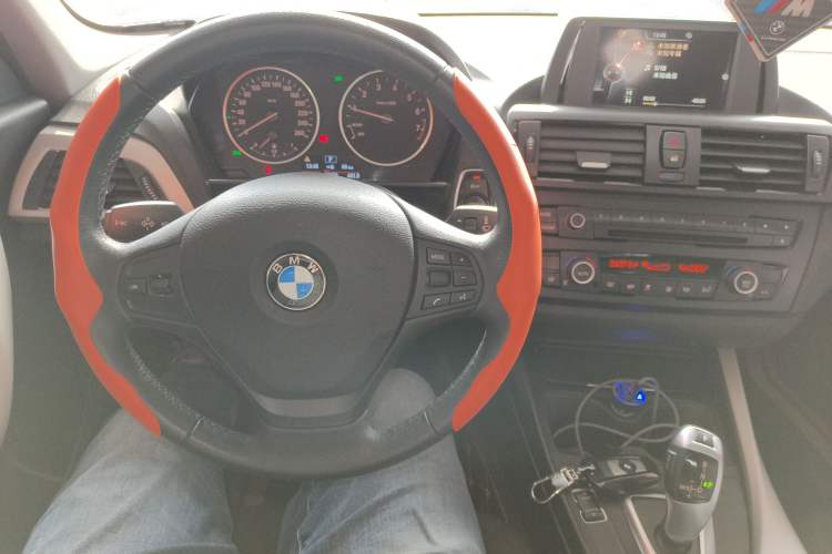 Used BMW 1 Series 2013 Facelifted 118i Leading Edition Interior 2