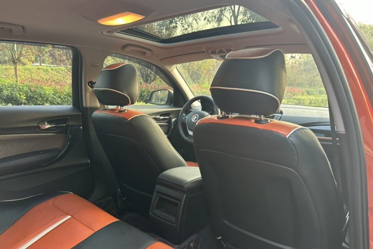 Used BMW 1 Series 2013 Revised 116i Urban Edition Interior 7