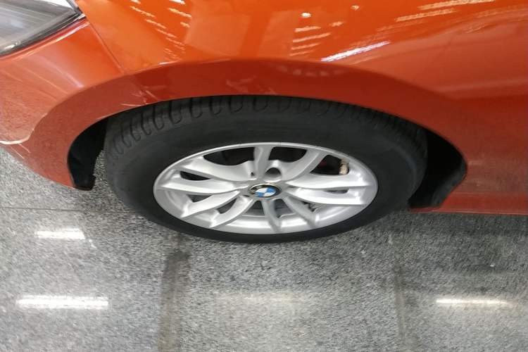 Used BMW 1 Series 2013 Facelifted 118i Leading Edition Left Front Wheel Hub