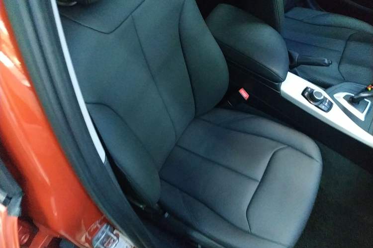 Used BMW 1 Series 2013 Facelifted 118i Leading Edition Right Front Seat