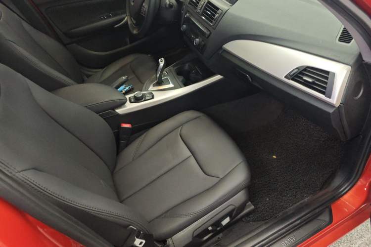 Used BMW 1 Series 2013 Facelifted 118i Leading Edition Right Front Seat