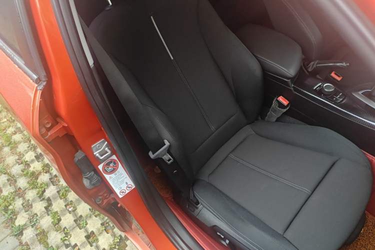 Used BMW 1 Series 2013 Revised 118i Sport Edition Right Front Seat