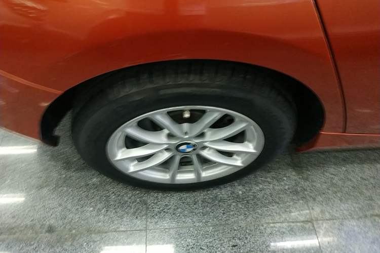 Used BMW 1 Series 2013 Facelifted 118i Leading Edition Right Rear Wheel Hub
