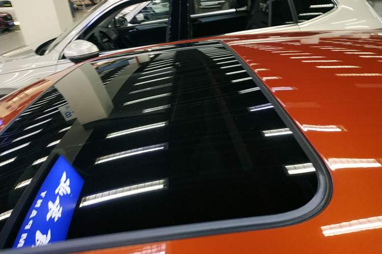 Used BMW 1 Series 2013 Facelifted 118i Leading Edition Roof