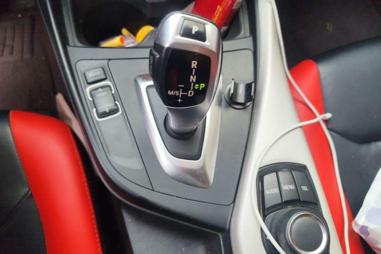 Used BMW 1 Series  Gear Lever