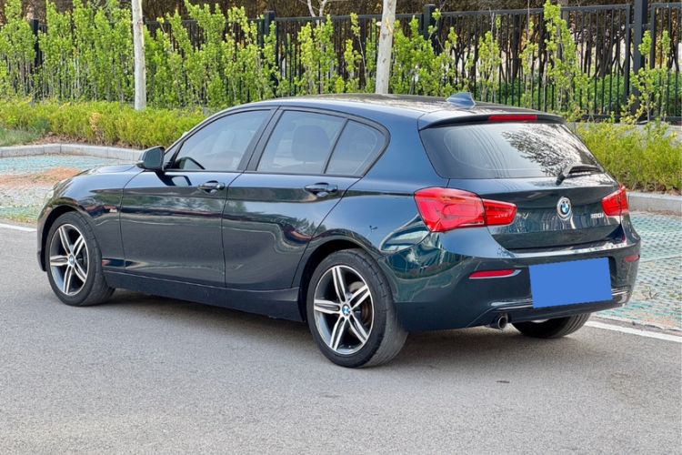 Used BMW 1 Series 2015 120i Sport Design Package Exterior 8