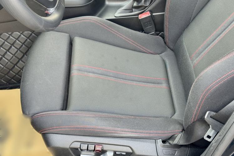 Used BMW 1 Series 2015 120i Sport Design Package Interior 5