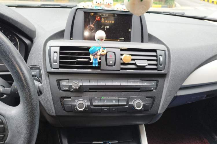 Used BMW 1 Series  Audio And AC Panel