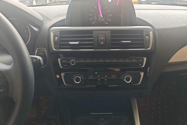 Used BMW 1 Series 2015 118i Leading Model Audio And AC Panel