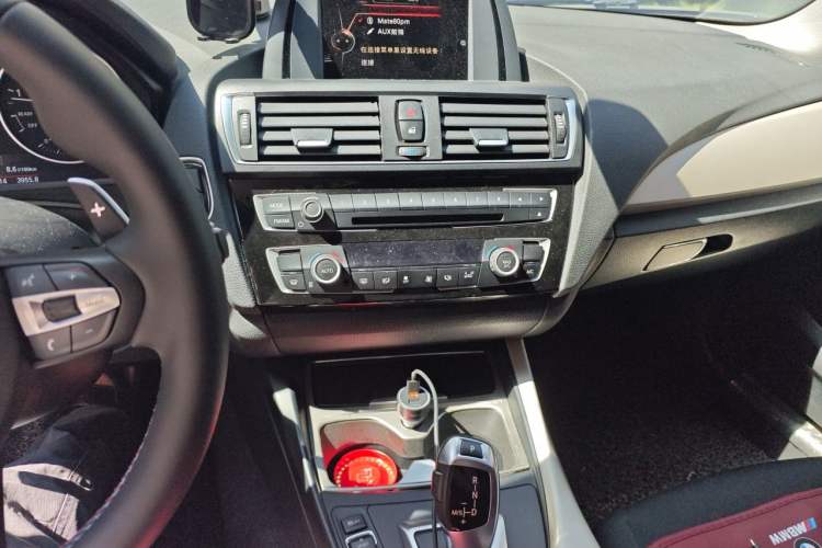 Used BMW 1 Series 2015 120i Leading Model Audio And AC Panel