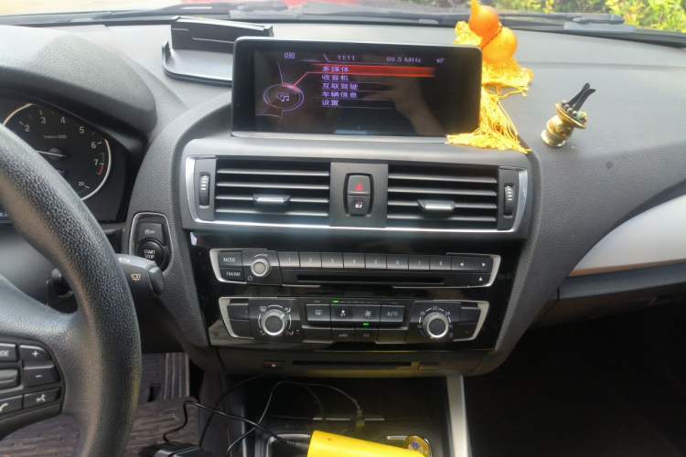 Used BMW 1 Series 2015 118i Leading Model Audio And AC Panel