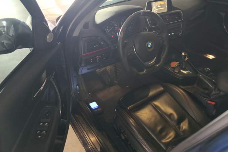 Used BMW 1 Series 2015 120i Sport Design Package Driver Seat