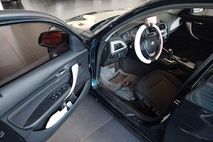 Used BMW 1 Series 2015 118i Leading Model Driver Seat