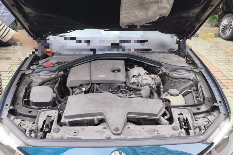 Used BMW 1 Series  Engine Bay