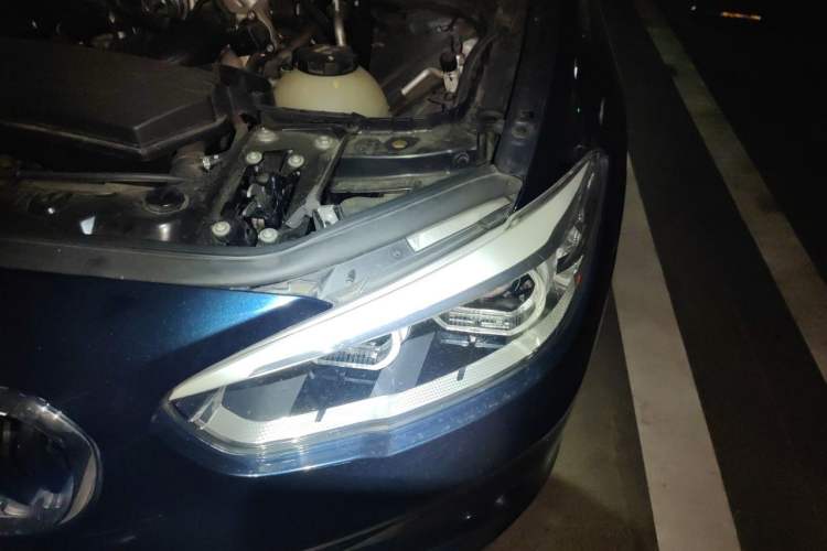 Used BMW 1 Series 2015 120i Sport Design Package Engine Bay Left