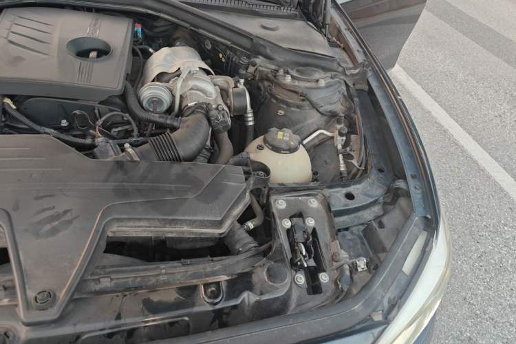 Used BMW 1 Series 2015 120i Leading Model Engine Bay Left