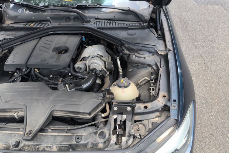 Used BMW 1 Series 2015 118i Leading Model Engine Bay Left