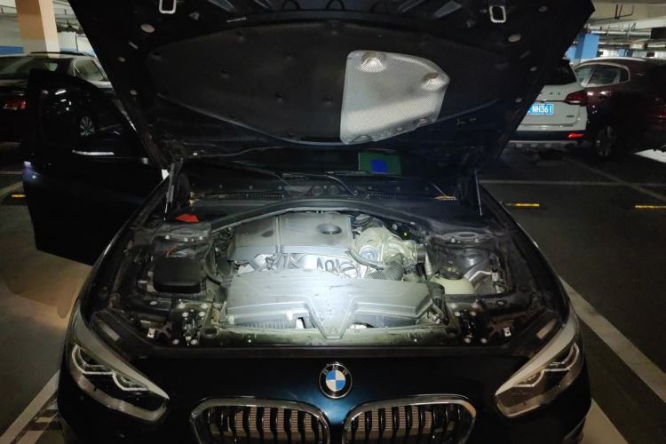 Used BMW 1 Series 2015 120i Sport Design Package Engine Bay
