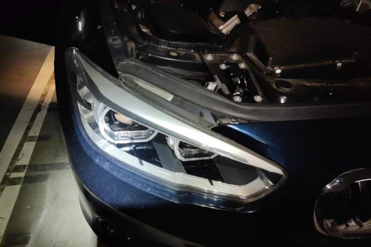 Used BMW 1 Series 2015 120i Sport Design Package Engine Bay Right